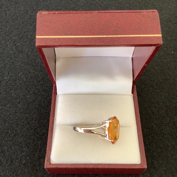 NEW 925 sterling silver citrine ring. - Picture 2 of 5